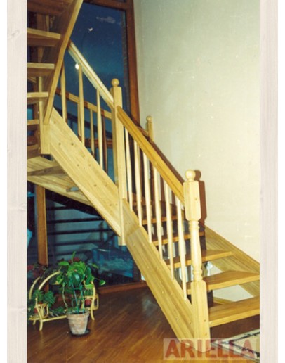 Wooden staircase 04